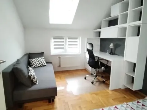 Izdavanje, trosoban stan, 67m², Bulevar patrijarha Pavla, Novi Sad Sve Podlokacije - image 7