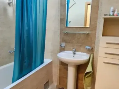 Izdavanje, jednosoban stan, 47m², Stari Aerodrom, Podgorica - image 10