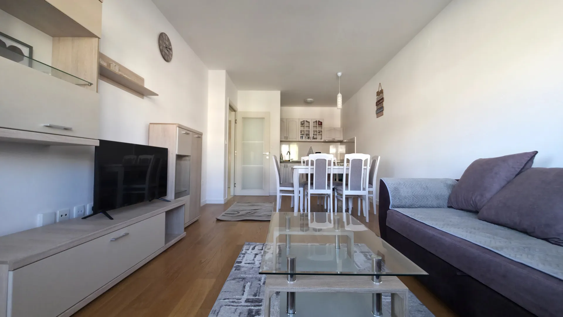 Rent, one bedroom apartment, 49m², Central Point, Podgorica