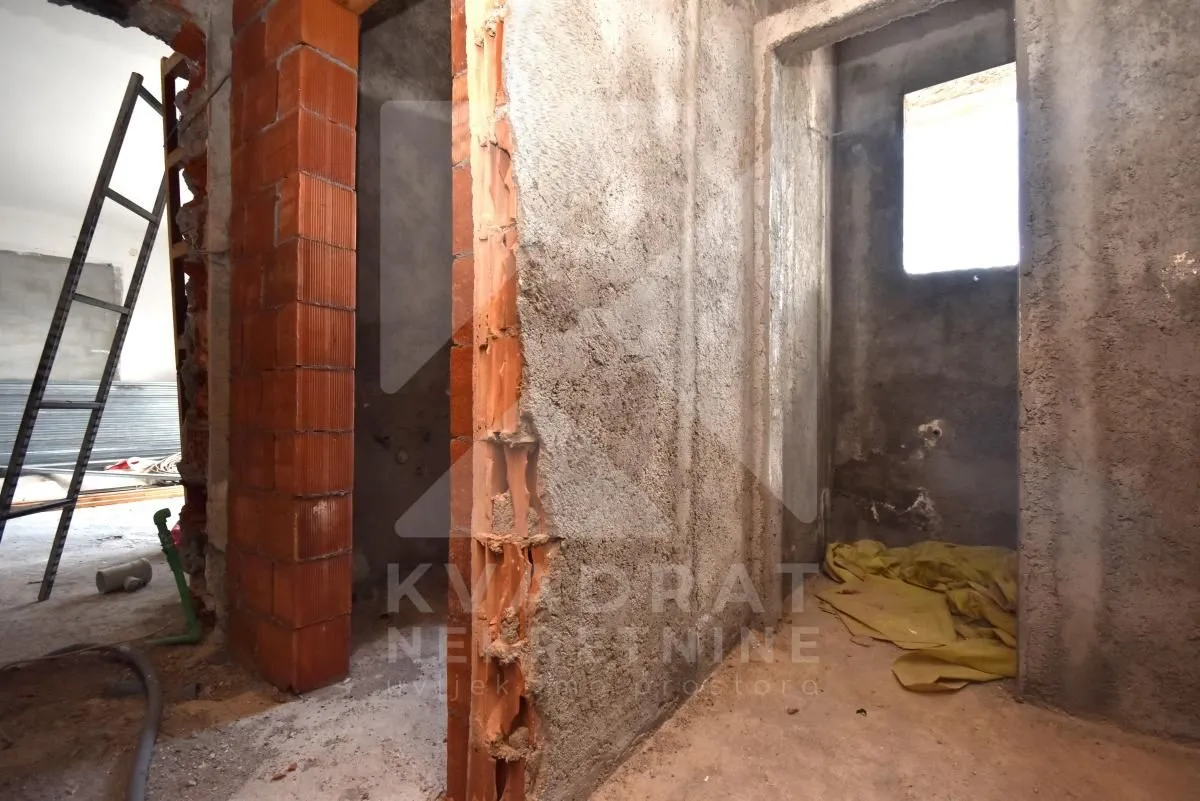 Rent, office space, 300m², Gornja Gorica, Podgorica