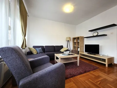 Rent, apartment, 45m², Dalmatinska ulica, Podgorica - image 3
