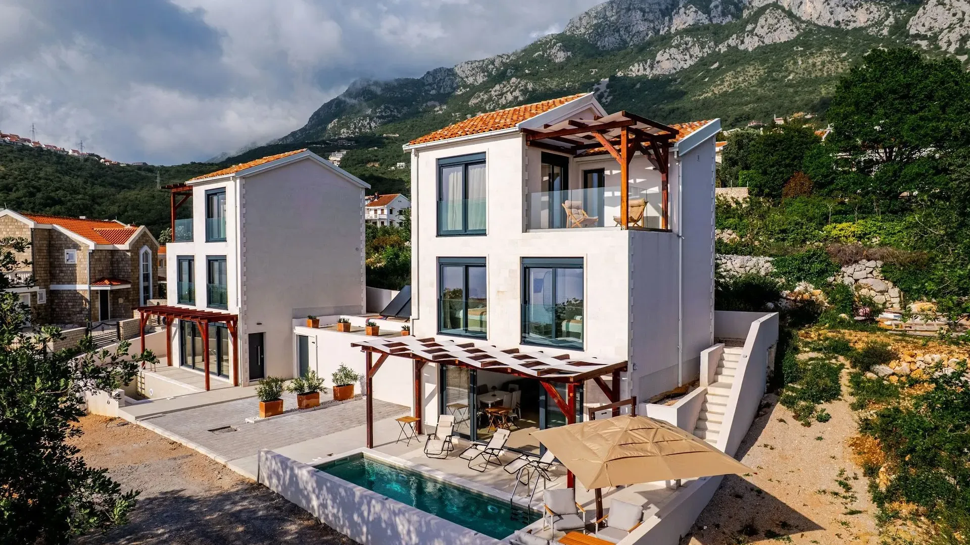 Sale, house, 114m², Blizikuće, Budva