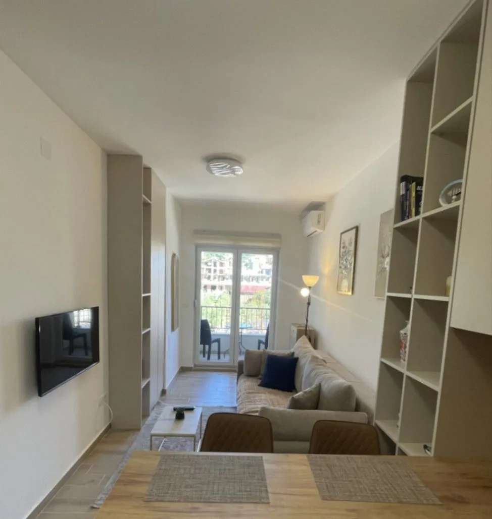 Izdavanje, garsonjera, 25m², Pod Kuk, Tivat
