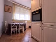 Izdavanje, dvosoban stan, 95m², Centar, Podgorica - image 2