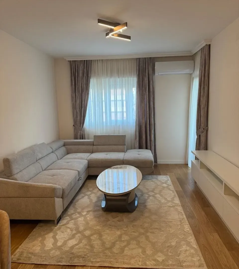 Rent, one bedroom apartment, 42m², Central Point, Podgorica