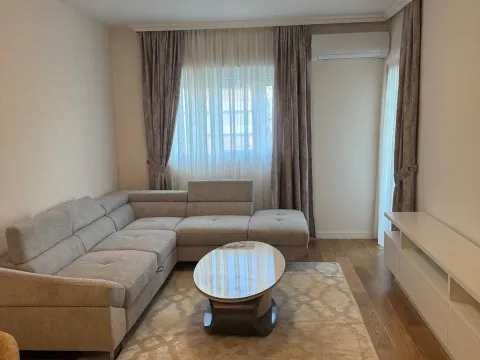 Rent, one bedroom apartment, 42m², Central Point, Podgorica - image 4