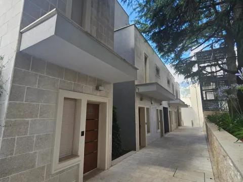 Prodaja, kuća, 124m², Prčanj, Kotor - image 15
