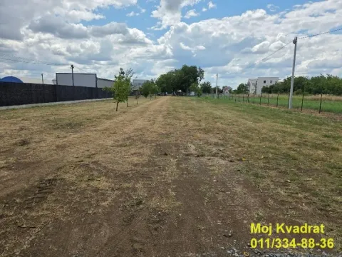 Izdavanje, plac, 2500m², Surčin, Beograd - image 2