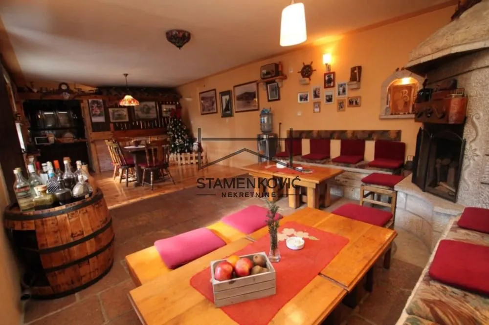 Prodaja, kuća, 302m², Herceg Novi, Crna Gora