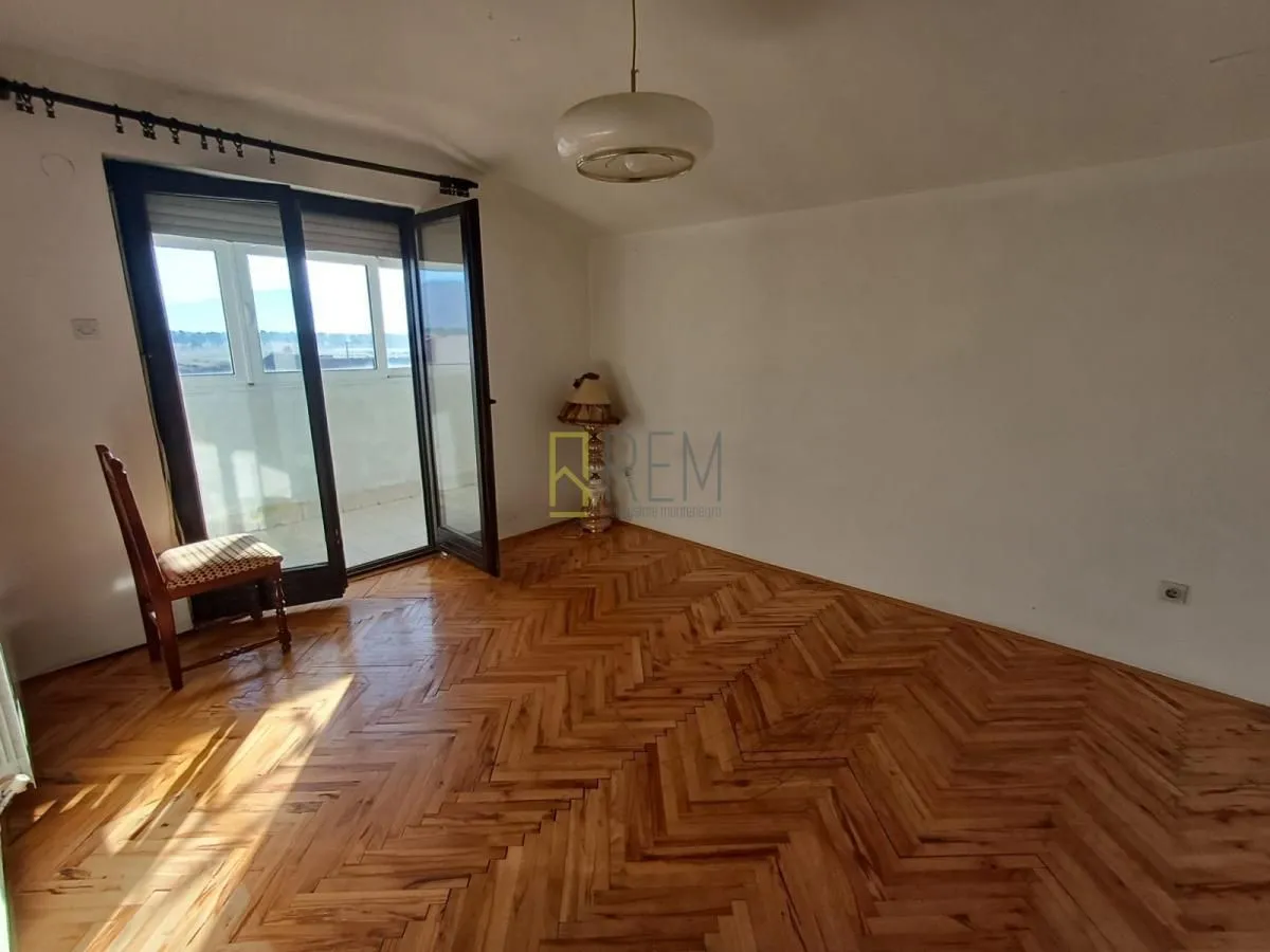 Prodaja, jednosoban stan, 45m², Stari Aerodrom, Podgorica