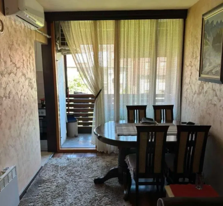 Sale, three bedroom apartment, 70m², Centar, Cetinje