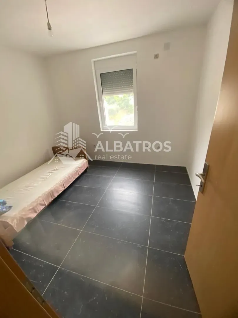Sale, house, 180m², Ratac, Bar