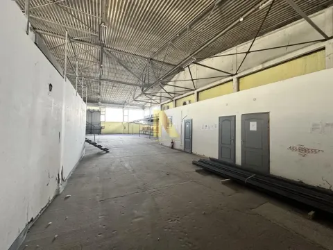 Izdavanje, poslovni prostor, 535m², Klisa, Novi Sad Sve Podlokacije
