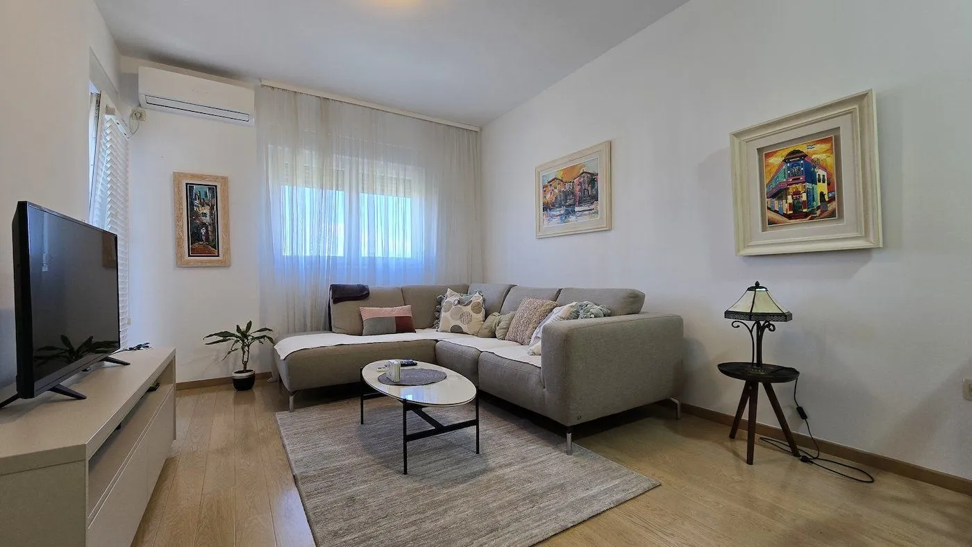 Rent, one bedroom apartment, 46m², City Kvart, Podgorica