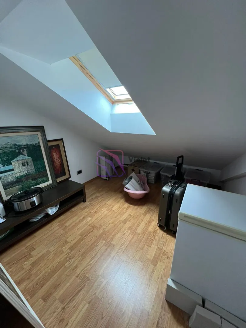 Prodaja, trosoban stan, 94m², Podgorica, Crna Gora