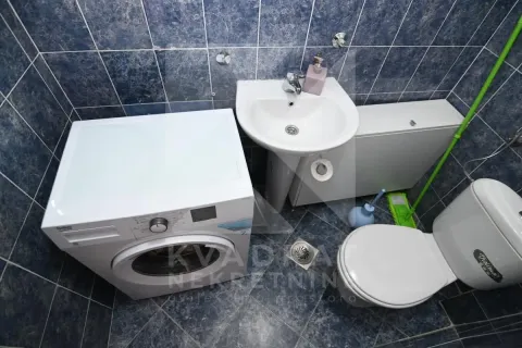 Rent, three bedroom apartment, 150m², Donja Gorica, Podgorica - image 11