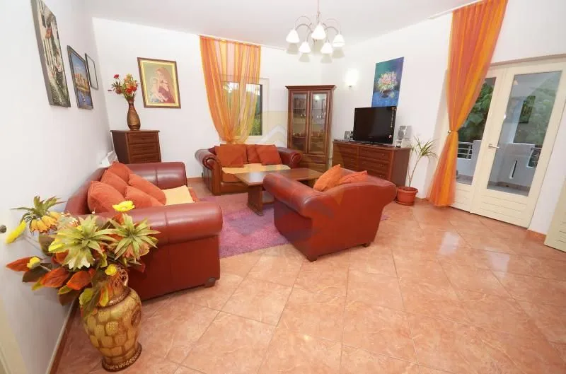 Prodaja, kuća, 253m², Krašići, Tivat