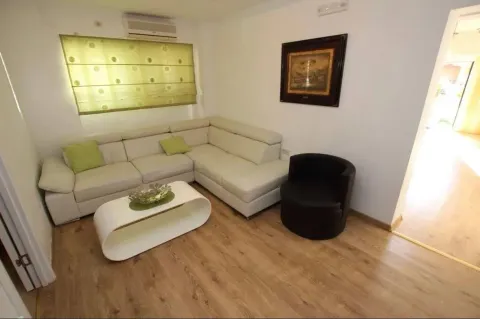 Rent, two bedroom apartment, 90m², Buljarica, Budva - image 5