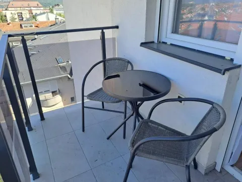 Izdavanje, dvosoban stan, 76m², Vašarište, Kragujevac - image 11