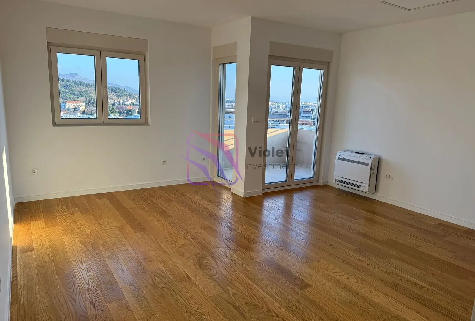 Rent, two bedroom apartment, 71m², Central Point, Podgorica