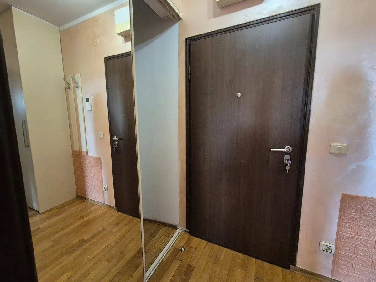 Izdavanje, jednosoban stan, 40m², Centar, Budva