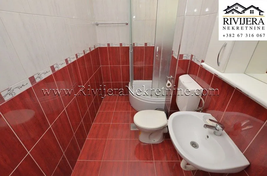 Prodaja, jednosoban stan, 72m², Đenovići, Herceg Novi