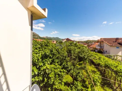 Prodaja, kuća, 320m², Zlatica, Podgorica - image 11