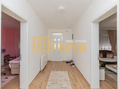 Izdavanje, kuća, 110m², Kokoti, Podgorica - image 22