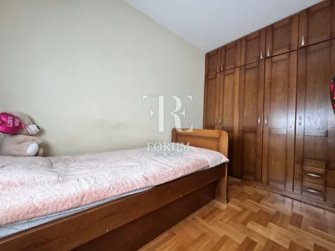 Izdavanje, dvosoban stan, 70m², Stari Aerodrom, Podgorica - image 8