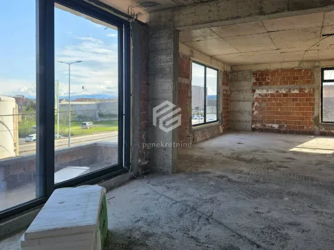 Rent, office space, 1100m², Donja Gorica, Podgorica - image 19