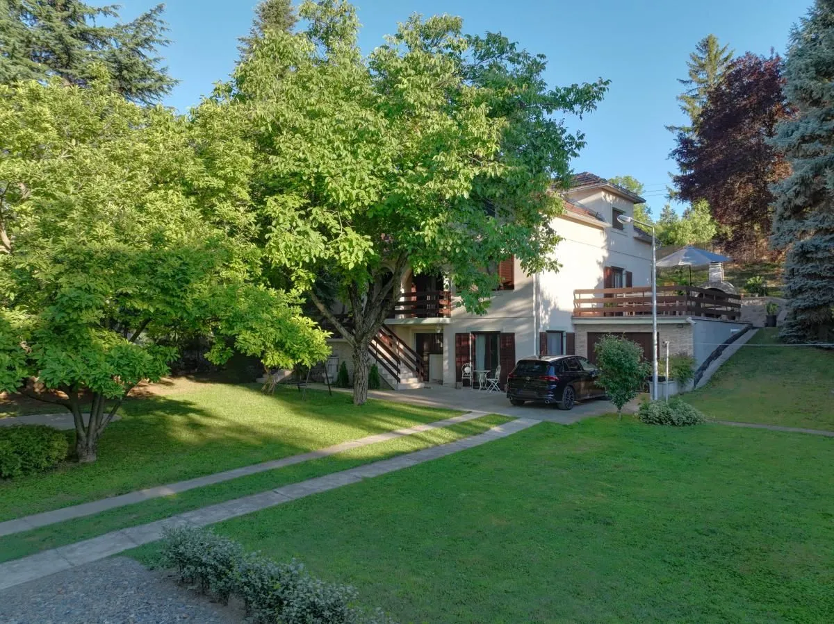 Sale, house, 254m², Beočin, Srbija