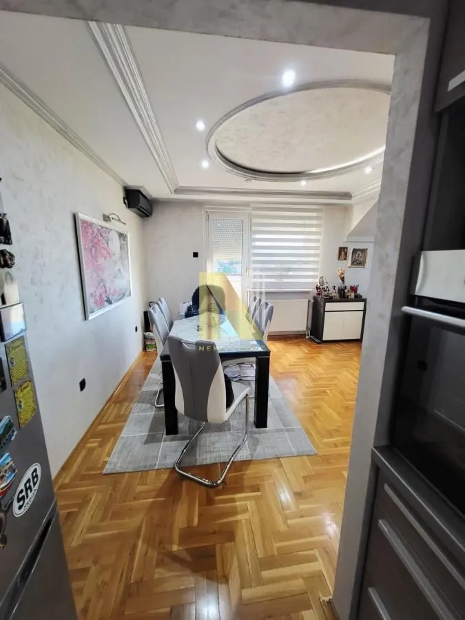 Prodaja, trosoban stan, 77m², Telep, Novi Sad Sve Podlokacije