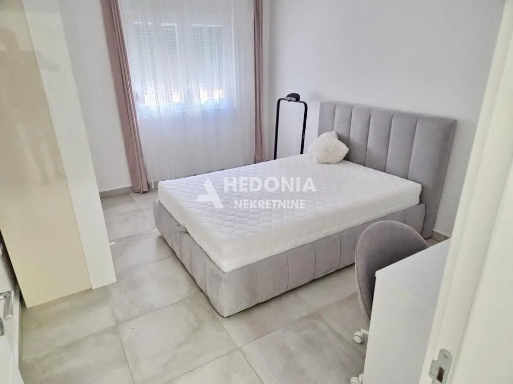 Izdavanje, trosoban stan, 73m², Nova Pazova, Stara Pazova