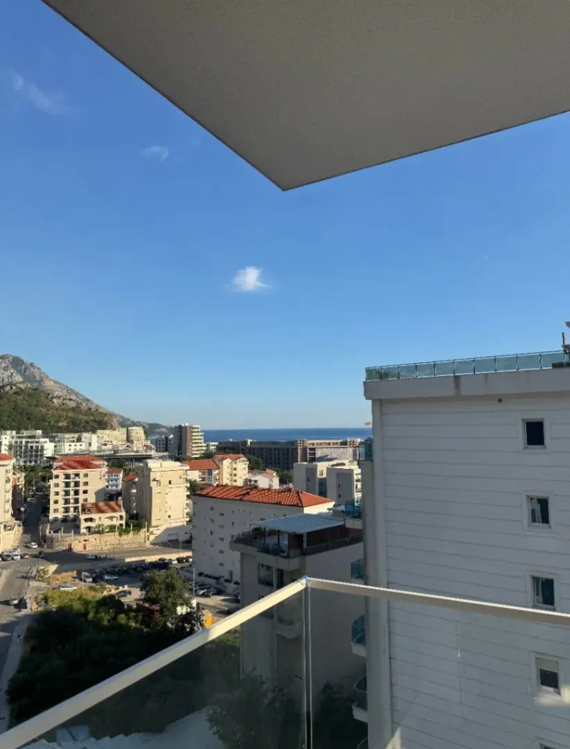 Sale, two bedroom apartment, 75m², Bečići, Budva