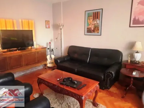 Sale, three bedroom apartment, 77m², Centar, Kragujevac