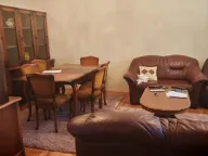 Izdavanje, trosoban stan, 107m², Cvetkova Pijaca, Zvezdara Sve Podlokacije - image 8