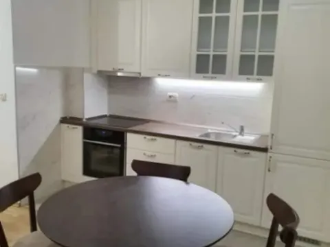 Rent, one bedroom apartment, 44m², Blok 6, Podgorica - image 4