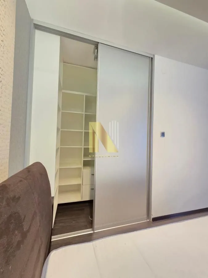 Izdavanje, trosoban stan, 86m², Centar, Novi Sad