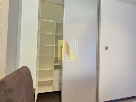 Izdavanje, trosoban stan, 86m², Centar, Novi Sad - image 6