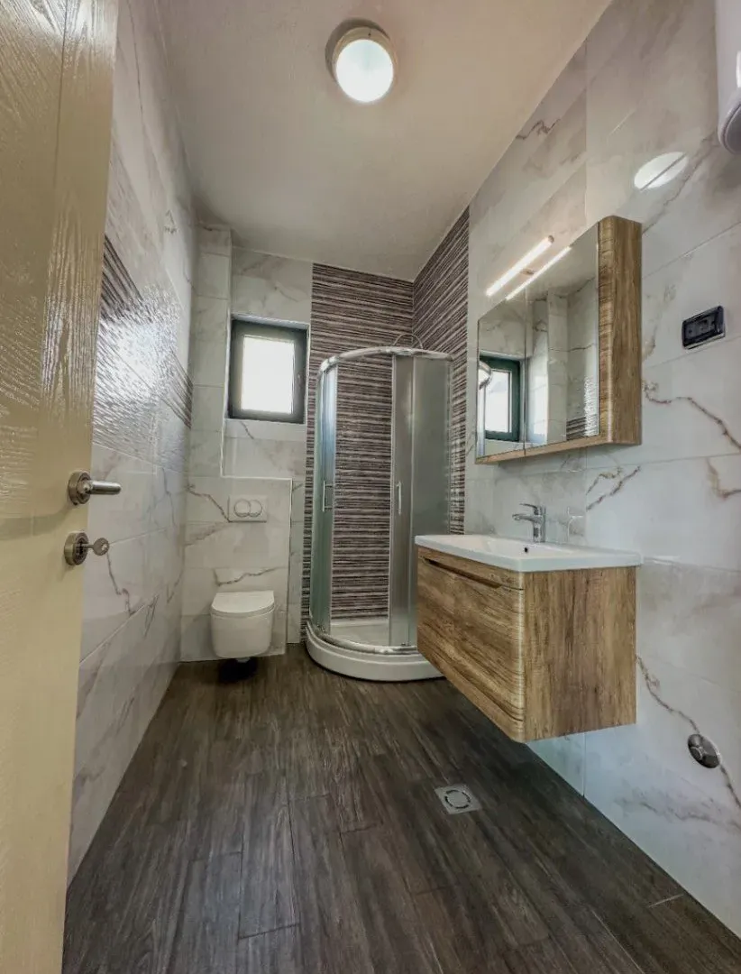 Prodaja, dvosoban stan, 85m², Bečići, Budva