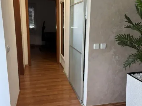 Prodaja, stan, 133m², Mladenovac, Beograd - image 5