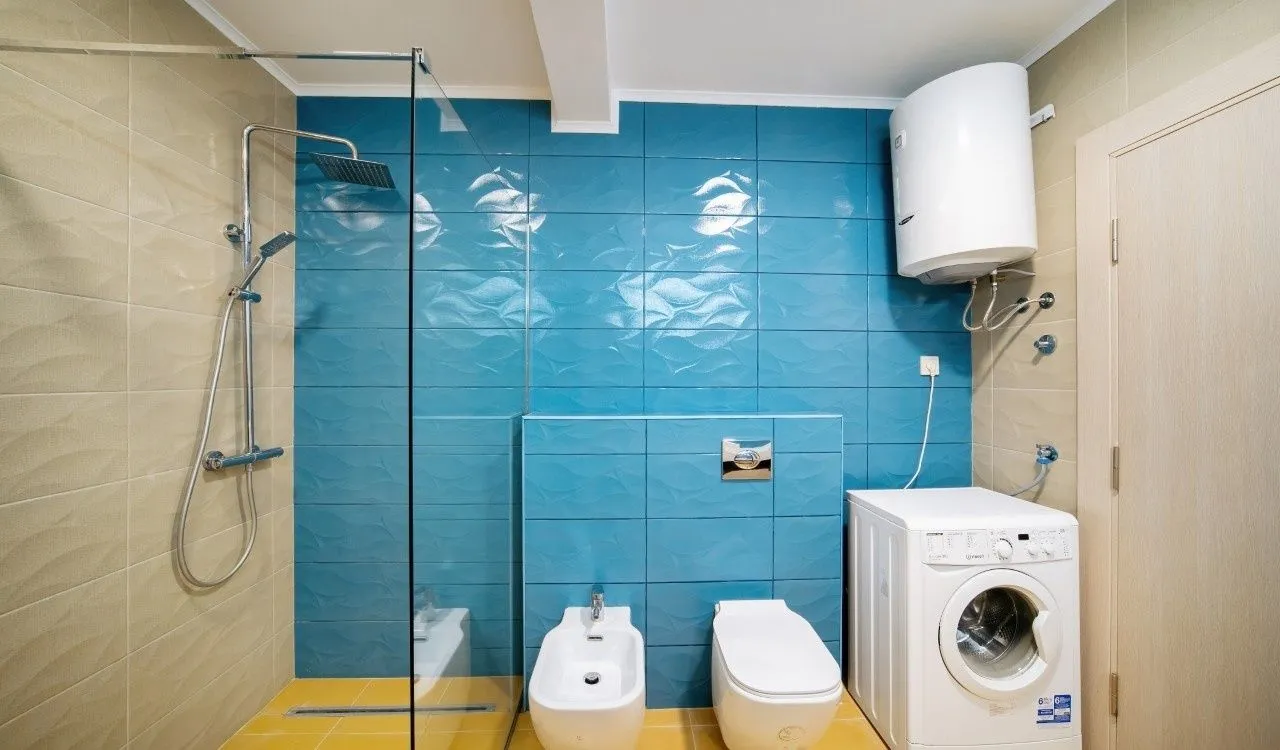 Sale, three bedroom apartment, 233m², Bečići, Budva