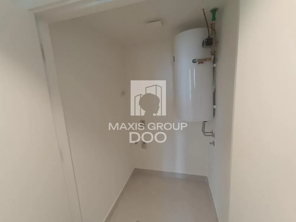 Izdavanje, četvorosoban stan, 116m², Savski Venac, Beograd