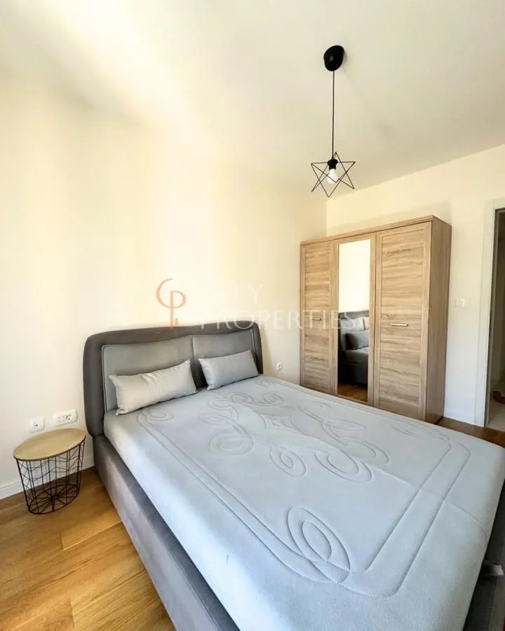 Izdavanje, stan, 49m², Central Point, Podgorica