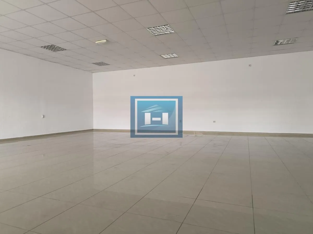 Sale, office space, 230m², Ćuprija, Srbija