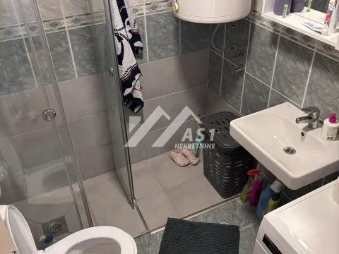 Prodaja, četvorosoban stan, 48m², Adamovićevo Naselje, Novi Sad Sve Podlokacije - image 10