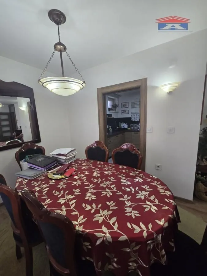 Prodaja, četvorosoban stan, 108m², Grbavica, Novi Sad Sve Podlokacije