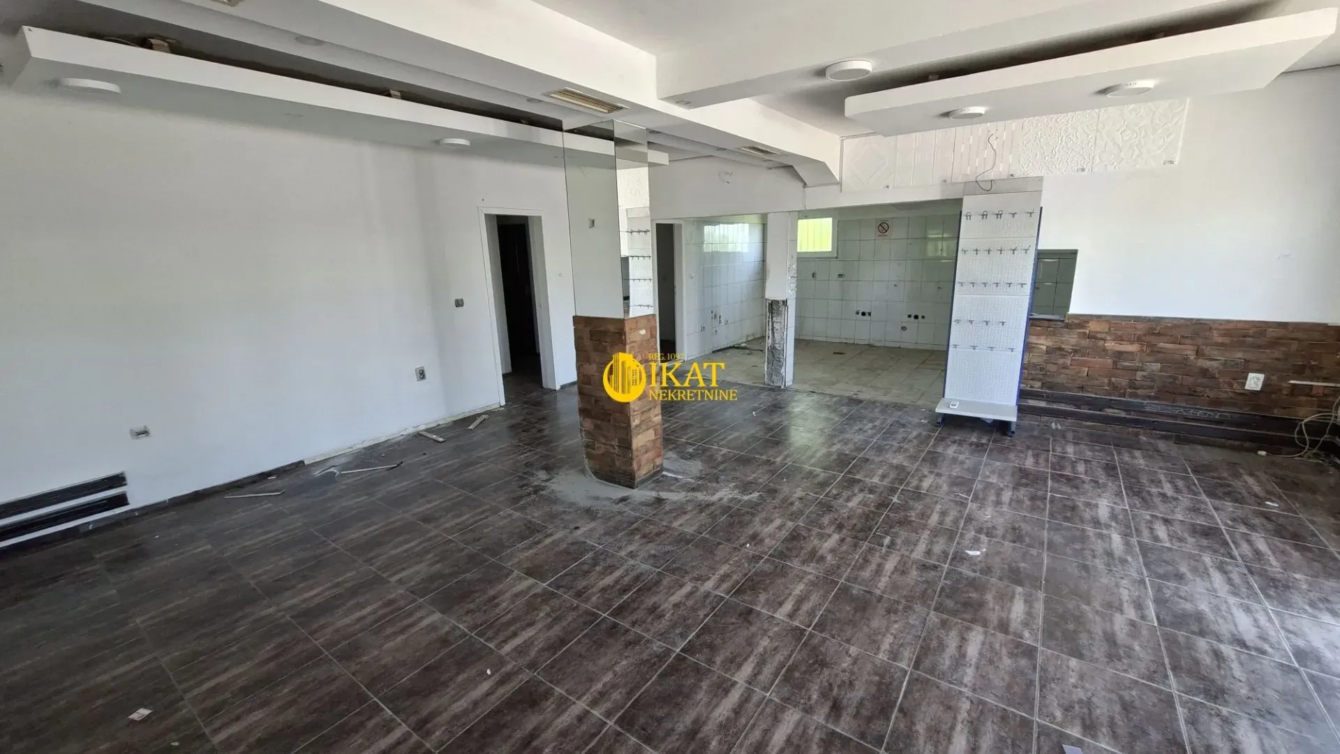 Rent, office space, 450m², Krnjaca, Palilula Sve Podlokacije