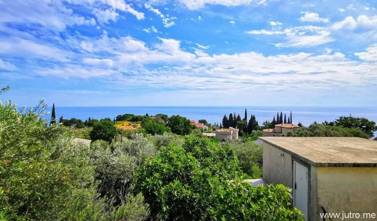 Sale, house, 93m², Rijeka Reževići, Budva