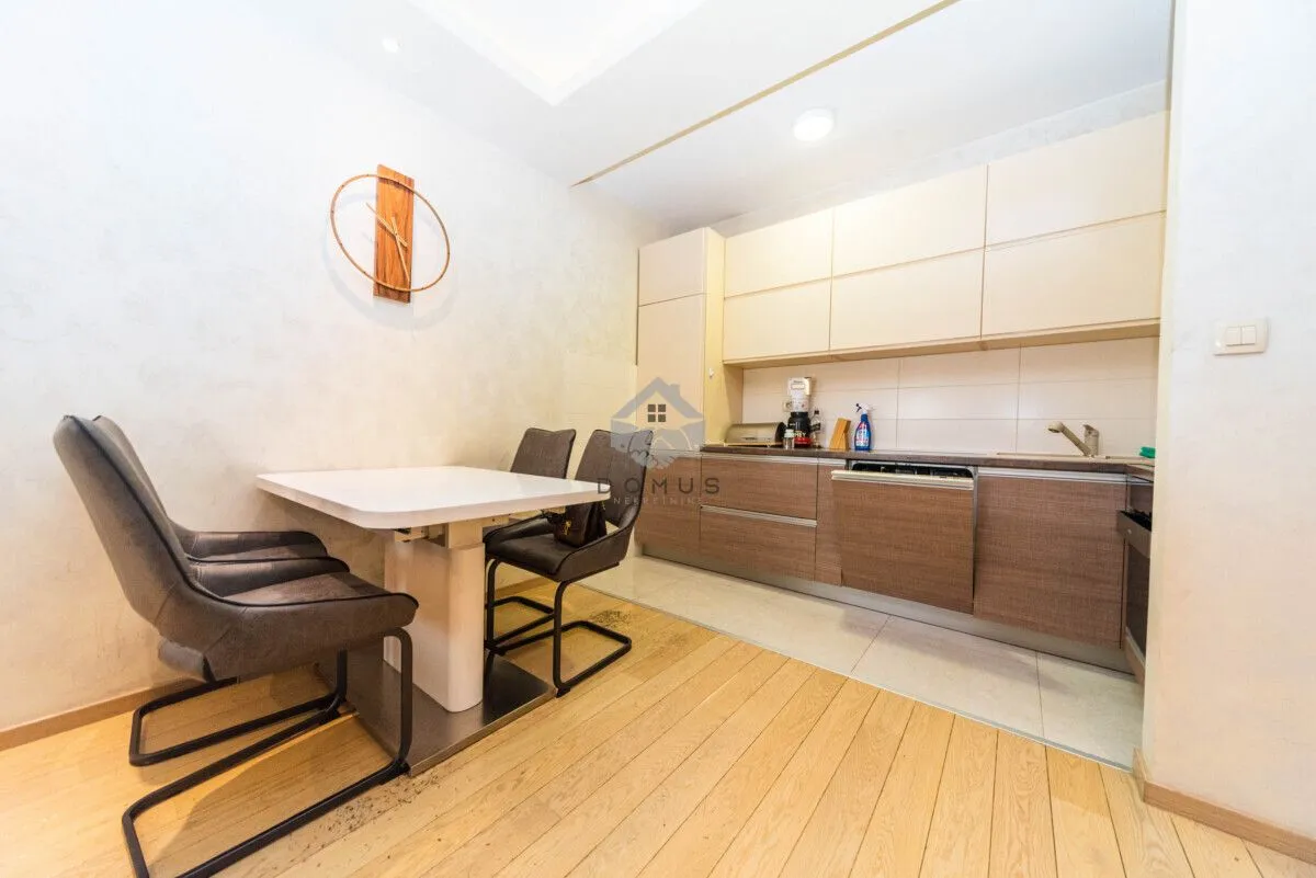 Prodaja, dvosoban stan, 67m², City Kvart, Podgorica